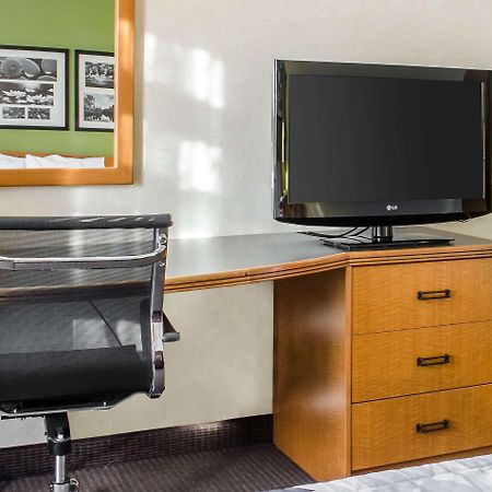 Sleep Inn & Suites Bensalem Extérieur photo