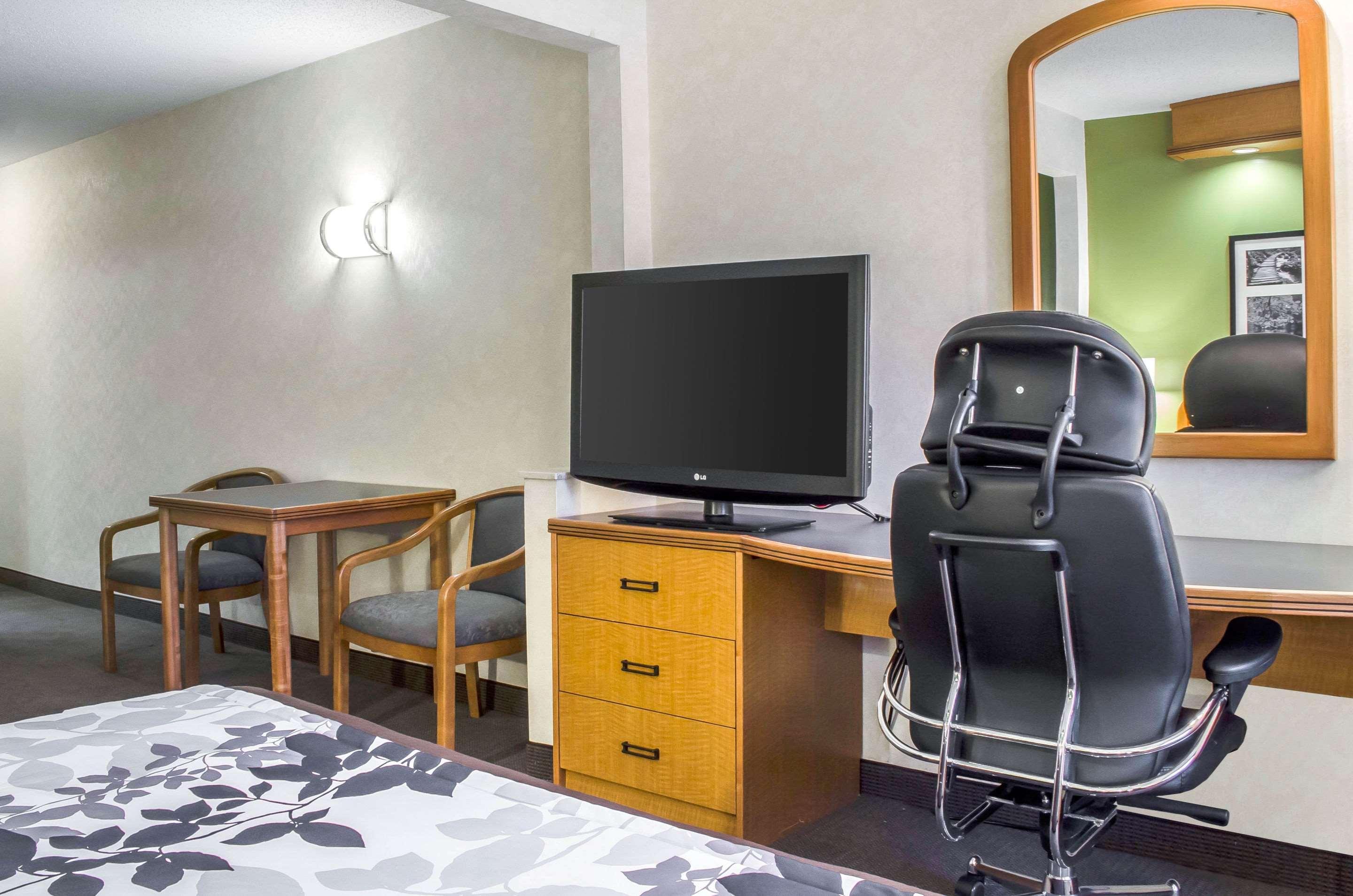 Sleep Inn & Suites Bensalem Extérieur photo